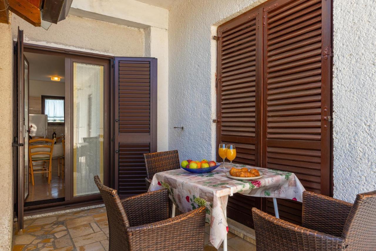 Apartmani Martina بوريتش المظهر الخارجي الصورة